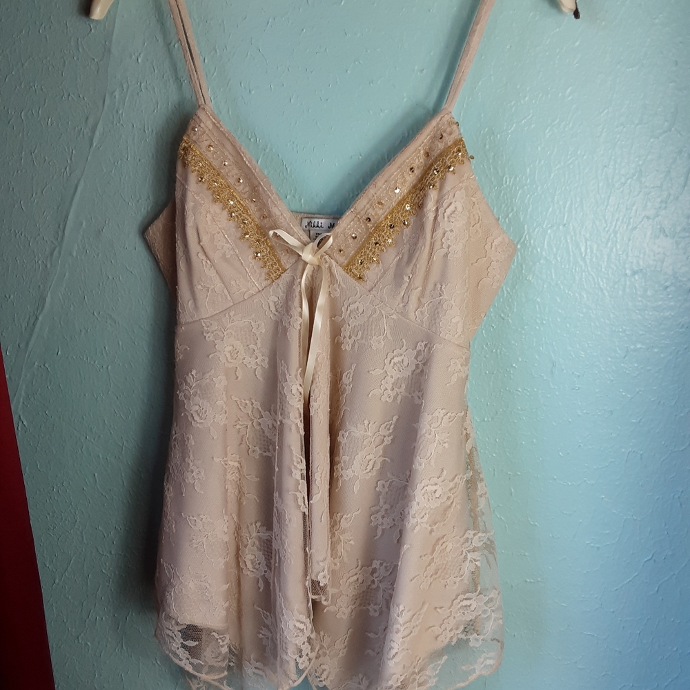 Nikki Mae Top Size Medium